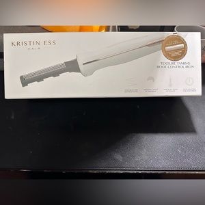 Kristen Ess Texture timing roof control iron